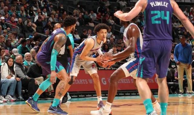 开云体育官网-近12战10负加时赛0胜7负 黄蜂赛季剧本提前揭晓？