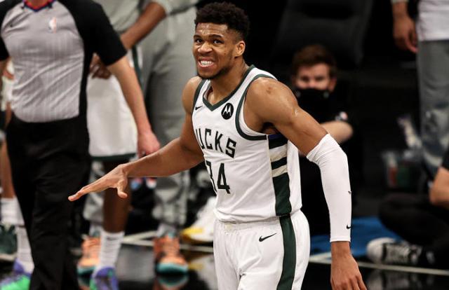 开云体育官网-字母哥是伟大表演的注脚 更是天王山之战的逃兵